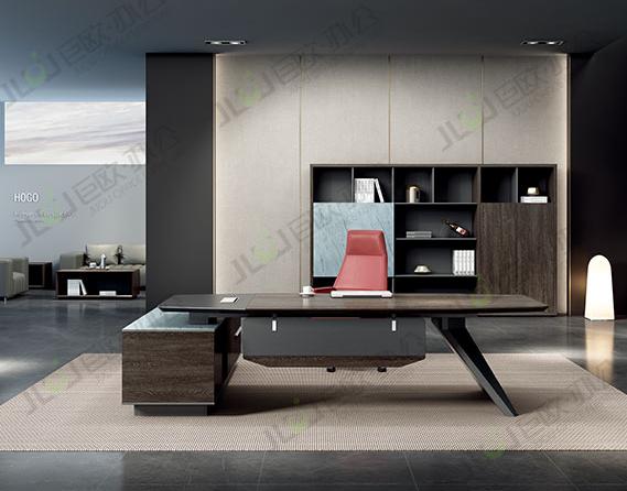 現(xian)代(dai)辦(bàn)公(gōng)傢(jia)具(ju)保養